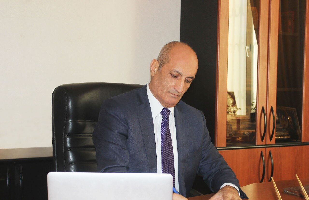 Fikrət yeni.jpeg (153 KB)