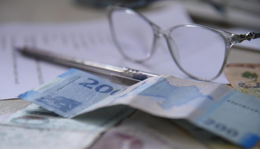 Məzuniyyətə çıxan işçilərin maaşının ödənilməsi ilə bağlı yeni QAYDA