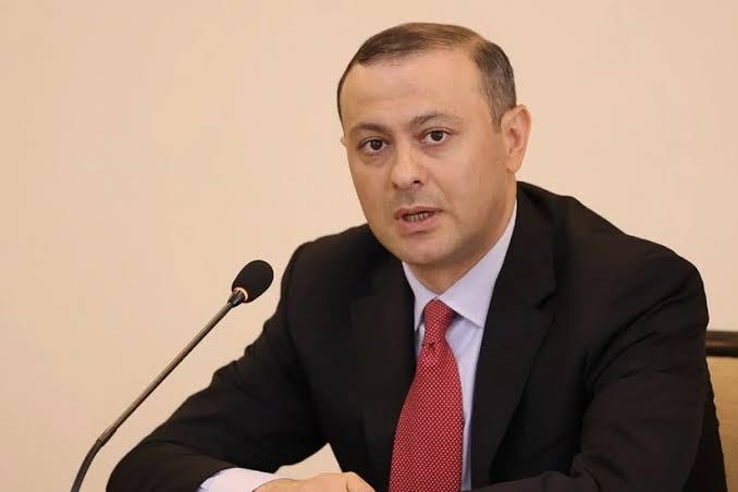 “Erməni cəmiyyəti Azərbaycanla sülhə hazırdır” - Qriqoryan AÇIQLADI