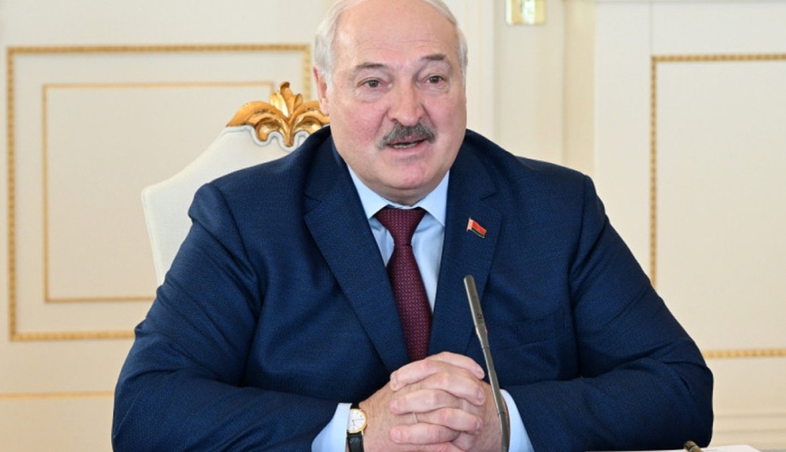Lukaşenko Rusiyaya GETDİ