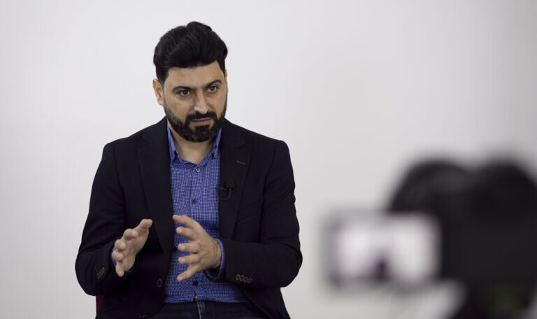 1683807251_14-rauf-aghamirzayev-web-768x456.jpg (42 KB)