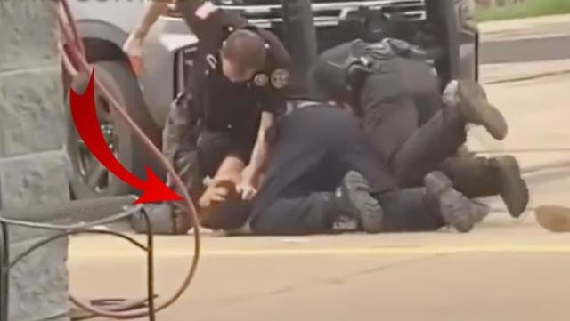 ABŞ-da polislər gənc oğlanın başını beton döşəməyə vura-vura döydülər - ANBAAN VİDEO