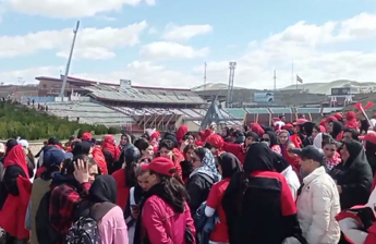 İranda qadınların stadionuna girişi qadağan edildi - VİDEO