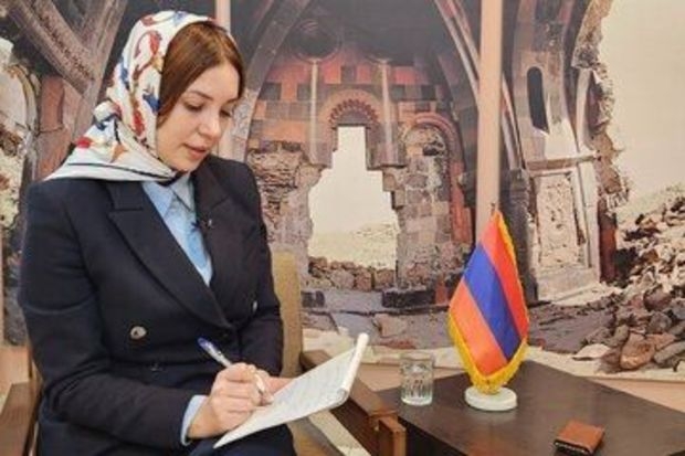 Anna Qriqoryan: Tehranla İrəvan arasında hərbi saziş imzalanmalıdır