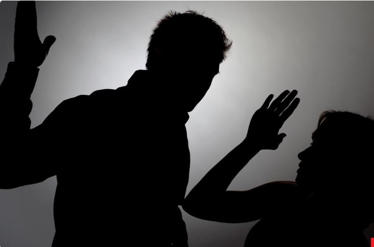 Özbəkistan: 9,8 min kişi cinsi qısnama və zorakılığa görə “ilişib”
