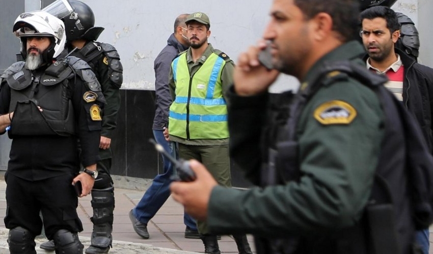 İranda polis əməkdaşlarına hücum olub, ölən və yaralananlar var