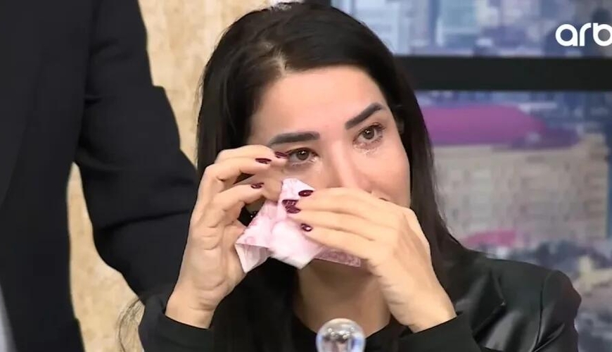 Yaşar Nurinin qızı vəfat edən bacısından danışıb ağladı
