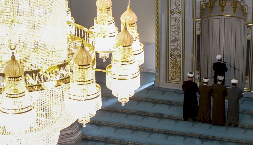 Orta Asiyada “kamera siyasəti” – din xadimlərini içəri atmırlar, müşahidə edirlər