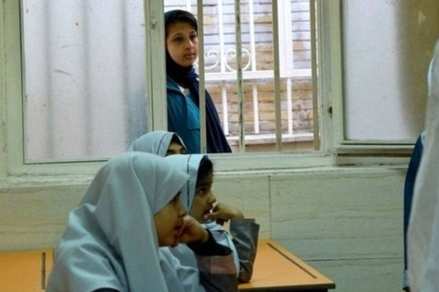İranda ötən tədris ilində yüz minlərlə şagird məktəbi tərk edib - FOTO