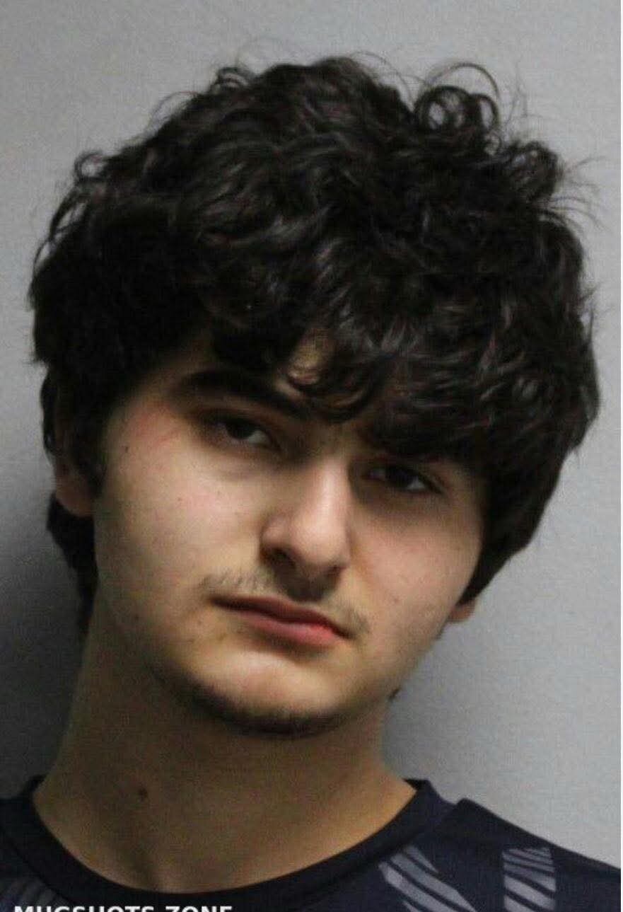 8272e0eb-1704-4e5c-835c-1d007039f2de.jpg (60 KB)