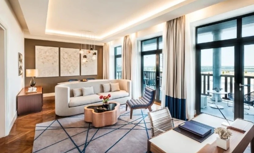 Bakıda hoteldə KİŞİ ÖLDÜ