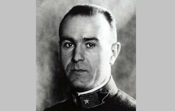 zoltan-algya-pap-hungarian-general-pictured-as-colonel-ec0825-640.jpg